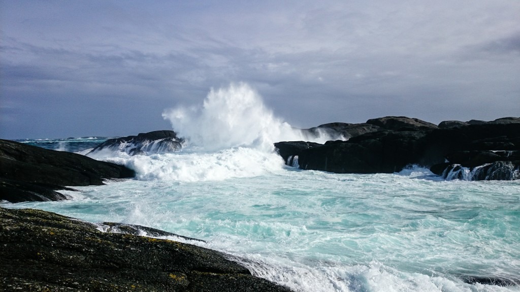 The eternal battle, waves vs. cliffs, at Utvær.